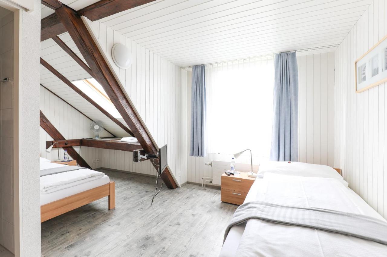 Hotel Loewen Niederuzwil Ngoại thất bức ảnh